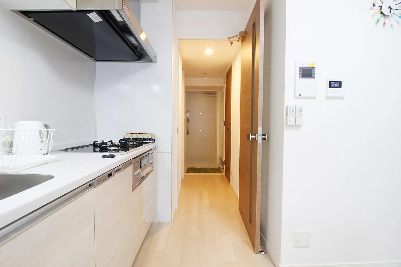 Crystal Apartment 오사카 0*,  일본